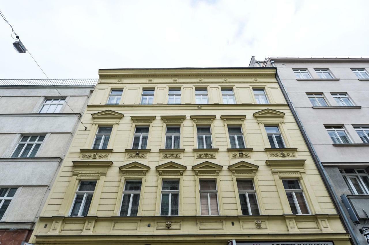 Vogue Apartment Near By Wenceslas Square Прага Екстер'єр фото